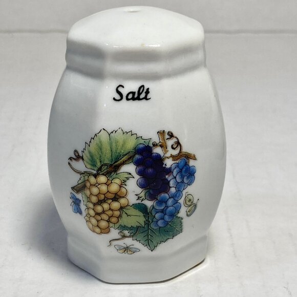 Vintage Grape Vine Grapes Salt & Pepper Shakers Ceramic Mid Century Butterflies - Picture 4 of 15